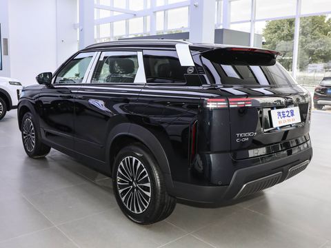 Chery Tiggo7 C-DM — China electric EV for export — photo 5