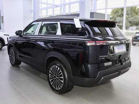 Chery Tiggo 7 C-DM — China plug-in hybrid EV for export — photo 5