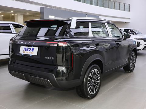 Chery Tiggo7 C-DM — China electric EV for export — photo 7