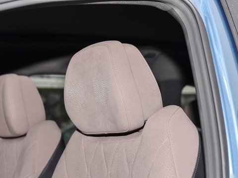 Chery Tiggo 8 Plus C-DM — China plug-in hybrid EV for export — photo 11