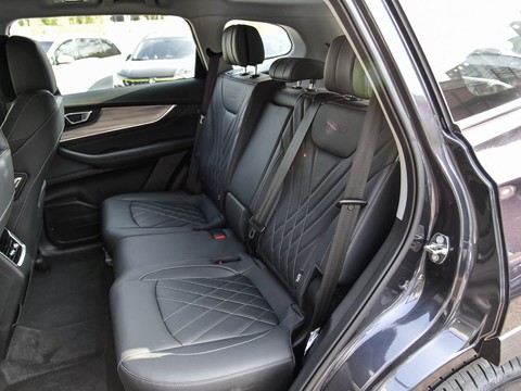Chery Tiggo 8 Plus Kunpeng e+ — China plug-in hybrid EV for export — photo 12