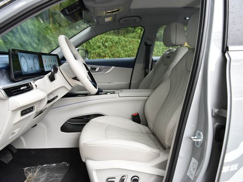 Chery Tiggo8 PRO — China electric EV for export — photo 11