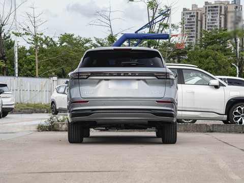 Chery Tiggo 9 C-DM — China plug-in hybrid EV for export — photo 6