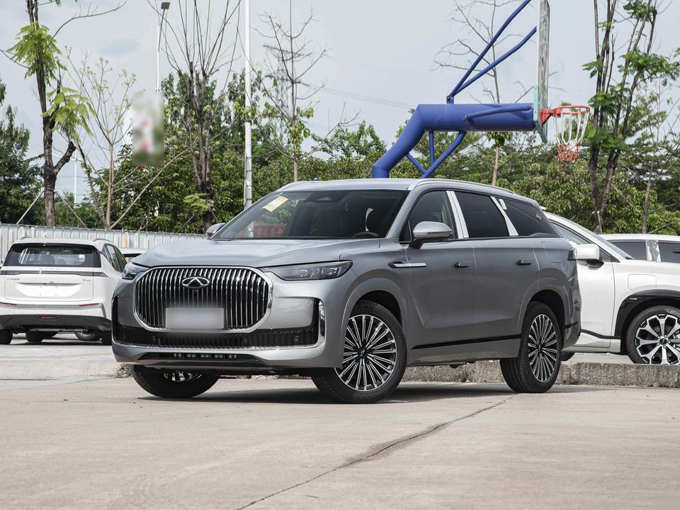 Chery Tiggo 9 C-DM — China plug-in hybrid EV for export