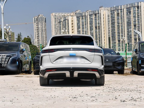 Denza N7 — China electric EV for export — photo 6
