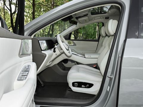 Denza Teng ShiN8L — China electric EV for export — photo 9