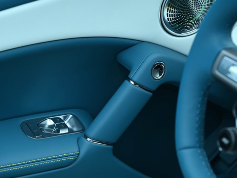 Denza Z — China electric EV for export — photo 15