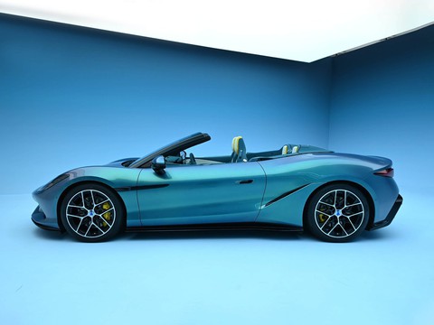 Denza Z — China electric EV for export — photo 4