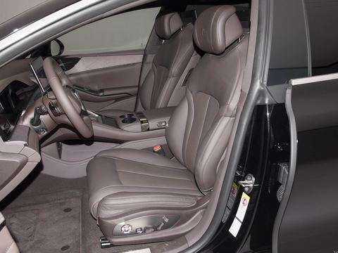 Denza Teng ShiZ9 — China electric EV for export — photo 10