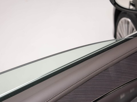 Denza Z9 — China electric EV for export — photo 12