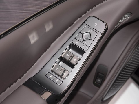 Denza Z9 — China electric EV for export — photo 14