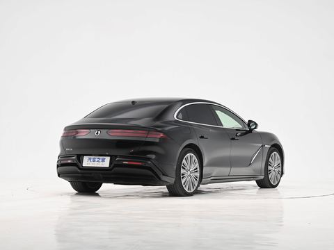Denza Teng ShiZ9 — China electric EV for export — photo 7