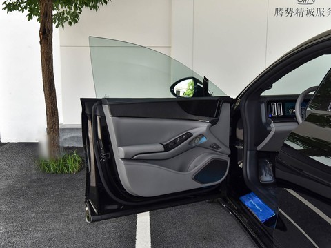 Denza Z9 GT — China electric EV for export — photo 11