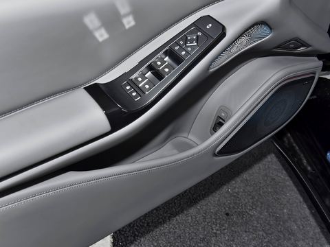 Denza Teng ShiZ9GT — China electric EV for export — photo 14