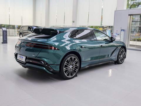 Denza Z9 GT — China electric EV for export — photo 7