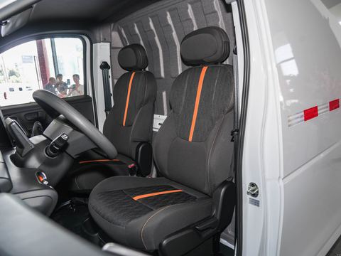 Dongfeng Fu Rui Tong — China electric EV for export — photo 10