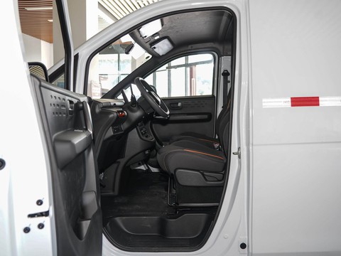 Dongfeng Furuitong — China electric EV for export — photo 9
