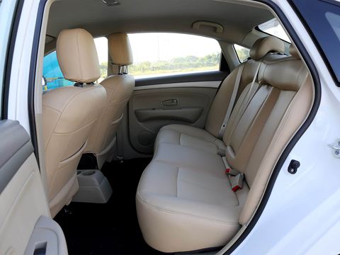 Dongfeng Jun FengE11K — China electric EV for export — photo 12