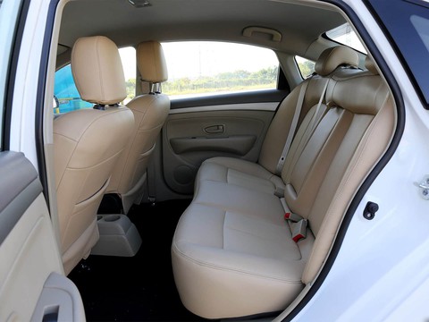 Dongfeng Junfeng E11K — China electric EV for export — photo 12