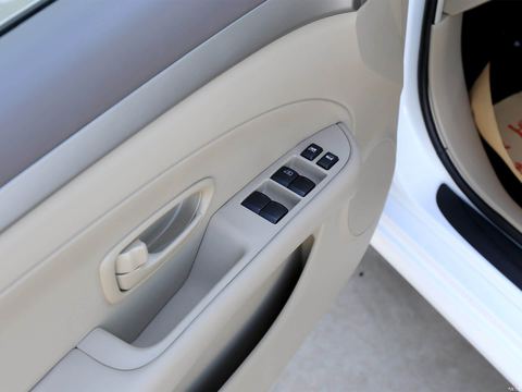 Dongfeng Jun FengE11K — China electric EV for export — photo 15