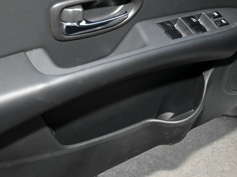 Dongfeng Junfeng E17 — China electric EV for export — photo 12