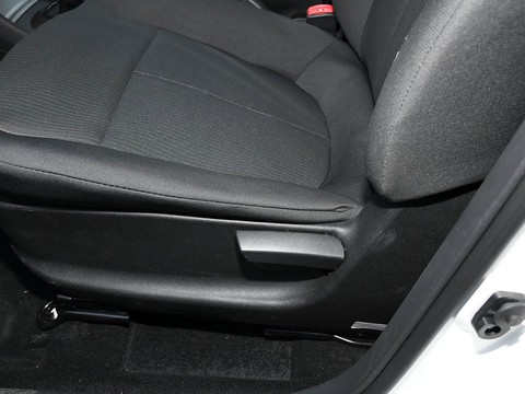 Dongfeng Junfeng E17 — China electric EV for export — photo 13