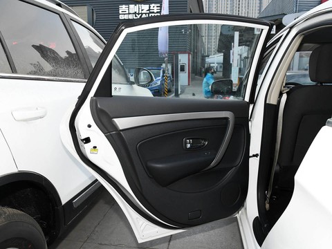 Dongfeng Junfeng E17 — China electric EV for export — photo 14