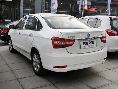 Dongfeng Junfeng E17 — China electric EV for export — photo 4