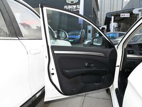 Dongfeng Junfeng E17 — China electric EV for export — photo 9