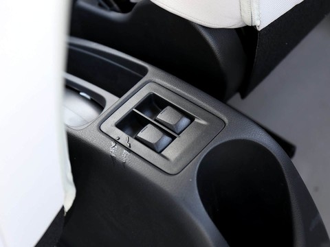 Dongfeng Junfeng ER30 — China electric EV for export — photo 12