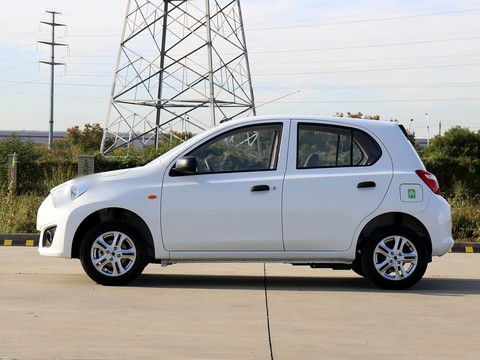 Dongfeng Junfeng ER30 — China electric EV for export — photo 3