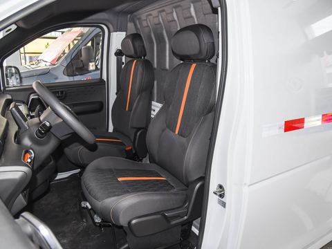 Dongfeng Rui Li DaV5 — China electric EV for export — photo 10
