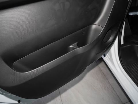 Dongfeng Rui Li DaV7 — China electric EV for export — photo 16