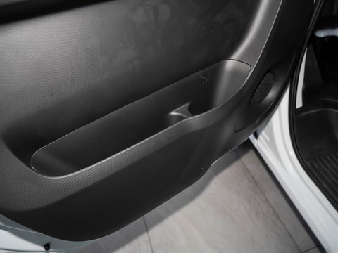 Dongfeng Ruilida V7 — China electric EV for export — photo 16