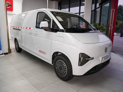 Dongfeng Ruilida V7 — China electric EV for export — photo 3