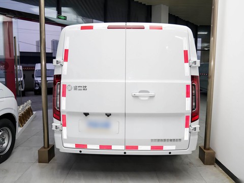 Dongfeng Ruilida V7 — China electric EV for export — photo 6