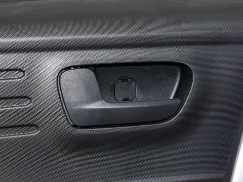 Dongfeng Rui Li DaV8E — China electric EV for export — photo 13