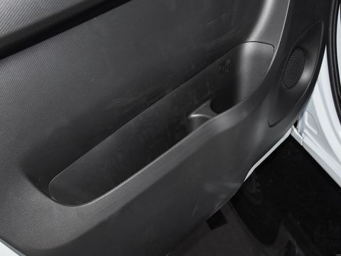 Dongfeng Rui Li DaV8E — China electric EV for export — photo 15
