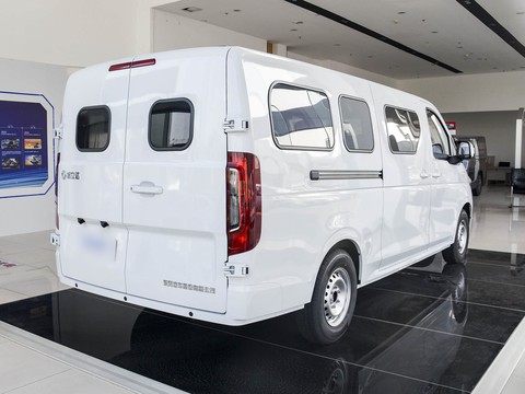 Dongfeng Ruilida V8E — China electric EV for export — photo 7