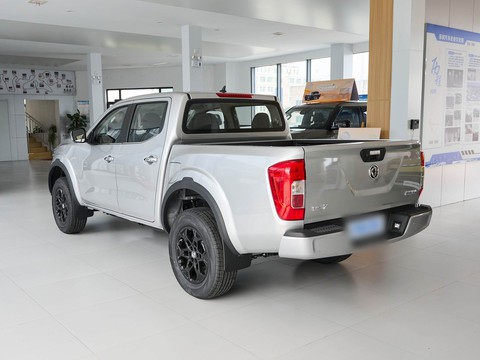 Dongfeng ZNA Rich EV — China electric EV for export — photo 5