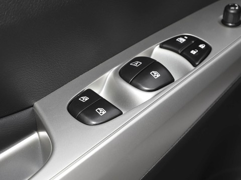 Dongfeng Rich 6 EV — China electric EV for export — photo 15