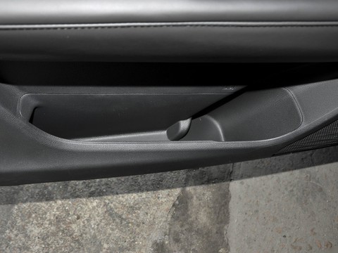 Dongfeng Rich 7 EV — China electric EV for export — photo 15