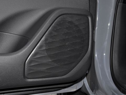 Dongfeng Rui Qi7 — China electric EV for export — photo 16