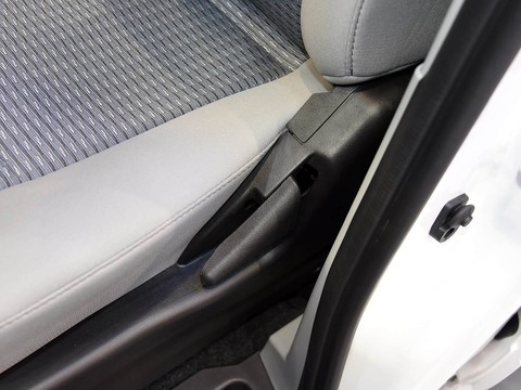 Dongfeng Succe EV — China electric EV for export — photo 11