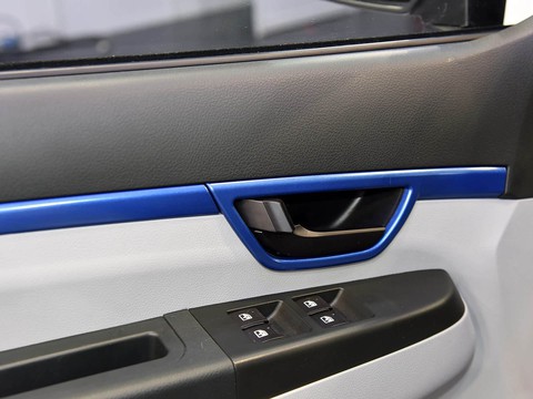 Dongfeng Succe EV — China electric EV for export — photo 9