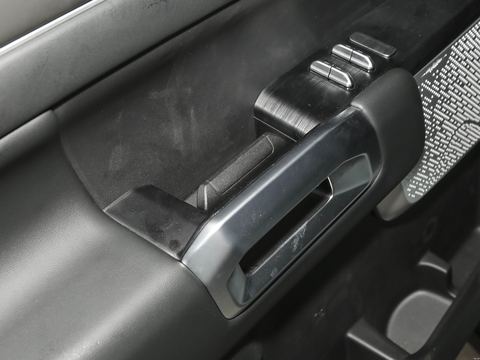 Dongfeng Zheng Zhou Ri ChanZ9 GE PHEV — China electric EV for export — photo 13
