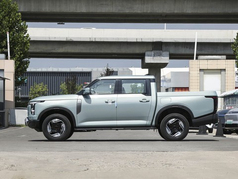 Dongfeng ZNA Z9 GE PHEV — China plug-in hybrid EV for export — photo 4