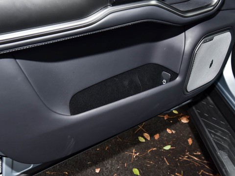 Fangchengbao Bao 8 — China plug-in hybrid EV for export — photo 16