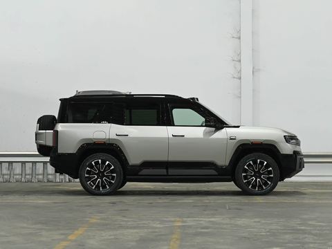 Fangchengbao Bao8 — China electric EV for export — photo 8
