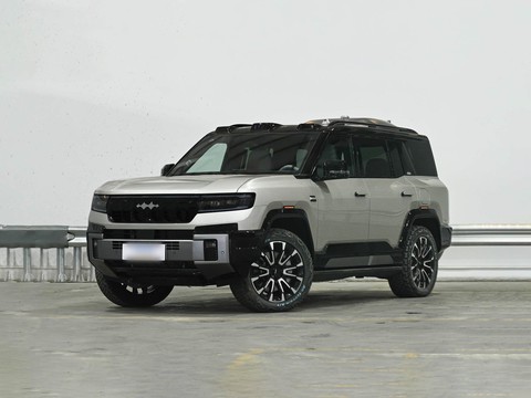 Fangchengbao Bao 8 — China plug-in hybrid EV for export